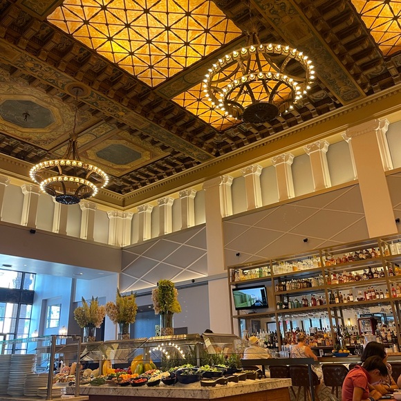 Meet your Posher, Stefanie - Picture 1 of 1